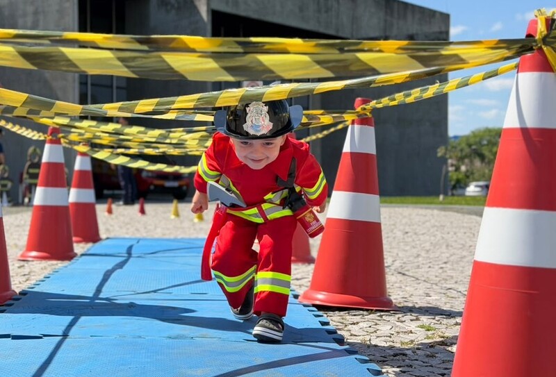 100 anos dos Bombeiros: dia de diversão e desafios para crianças em Criciúma