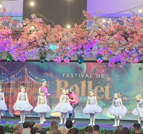 Festival de Ballet reúne mais de 800 bailarinas em Criciúma
