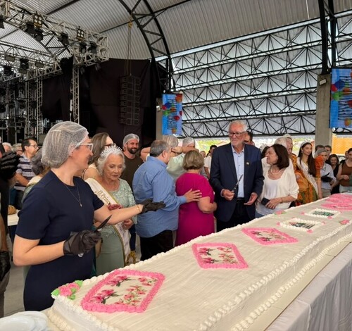 CocalFest: Cocal do Sul celebra 35 anos com missa, homenagens e bolo gigante