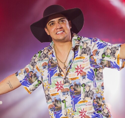 Natanzinho Lima estreia em Santa Catarina com shows em Florianópolis e Laguna