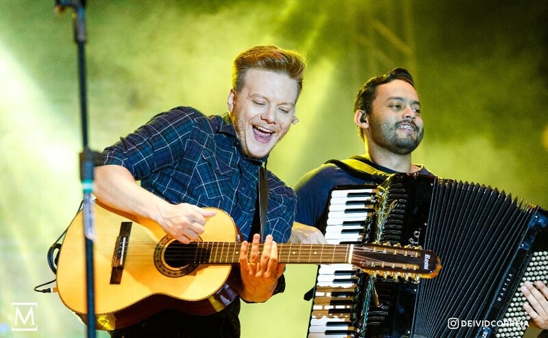 Michel Teló no Farol Shopping