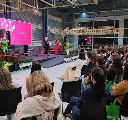 Evento sobre empreendedorismo reúne cerca de 250 mulheres no Crio