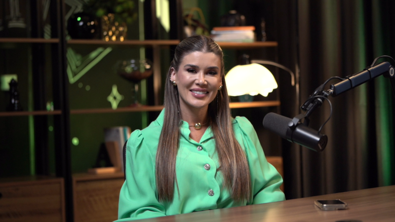 Clube Empreende Mulher recebe Julia Dagostim, proprietária da Damma Joias