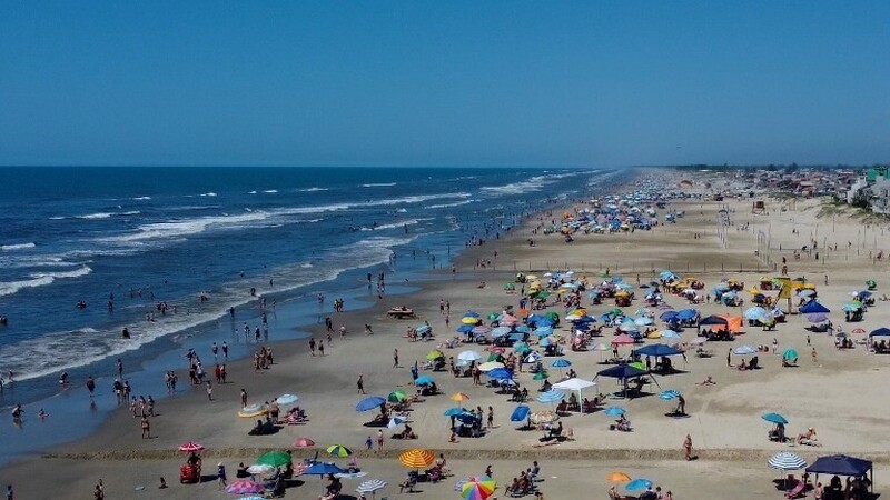 Temporada de verão repleta de atrações em Balneário Arroio do Silva