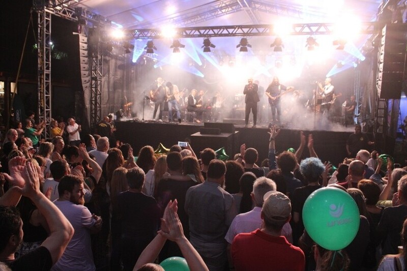 Celebração à vida na Noite de Luz Unesc