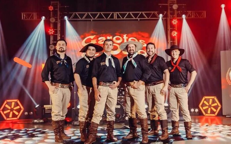 Show gratuito com Os Garotos de Ouro nesta quinta