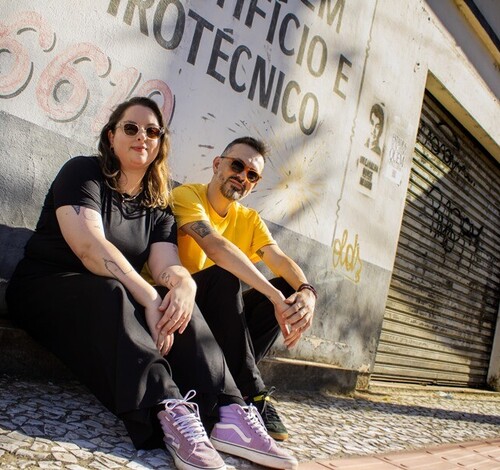 Livro resgata cultura popular e memória gráfica de Santa Catarina