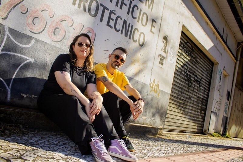 Livro resgata cultura popular e memória gráfica de Santa Catarina