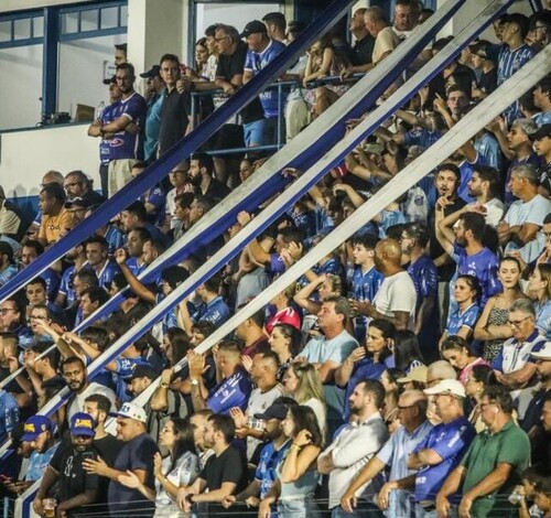 Caravaggio inicia venda de ingressos para duelo com Avaí