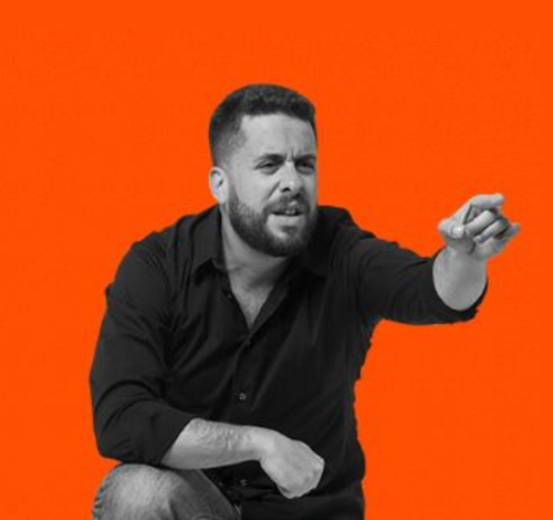 Nesta quarta tem stand-up gratuito com Maurício Meirelles