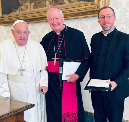 Don Jacinto e Padre Joel são recebidos pelo Papa Francisco