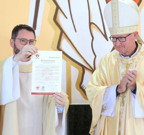 Missa com presença do Bispo marca aniversário da Paróquia da Mina do Mato