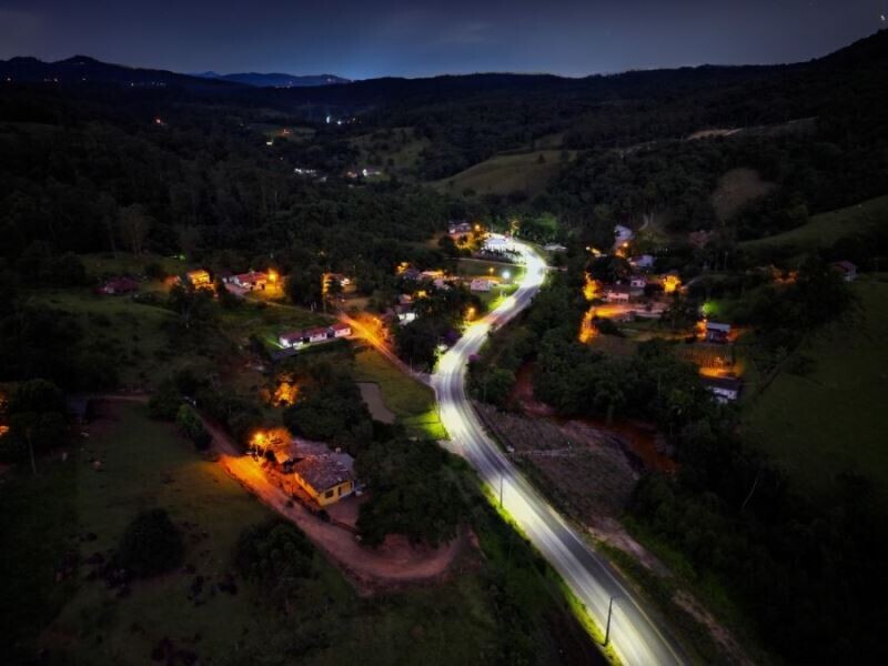 Coopercocal inaugura iluminação de LED e modernização da rede elétrica em Rio Carvão