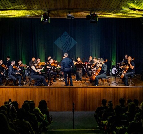 Noite de ‘Rock Strings’ em Nova Veneza