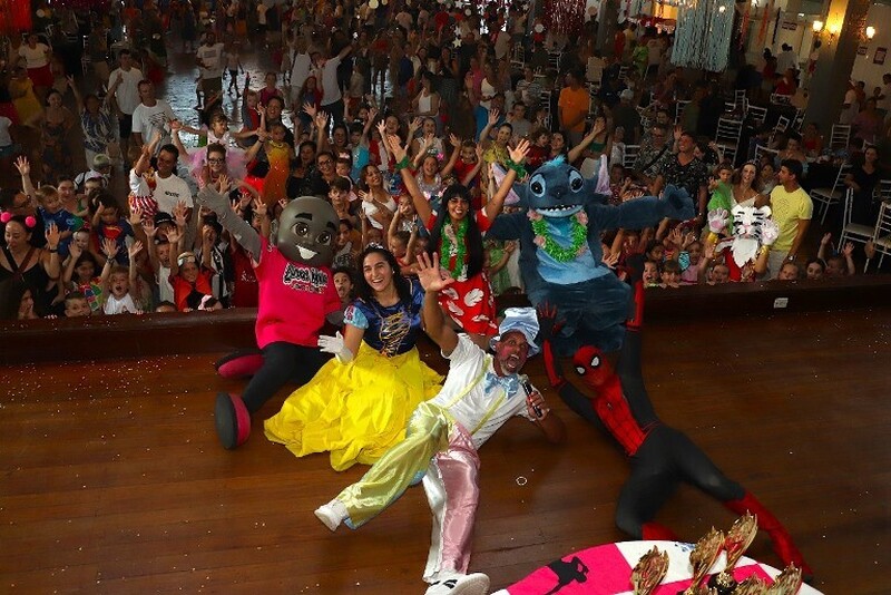 Diversão em família marca Carnaval Infantil do Mampituba