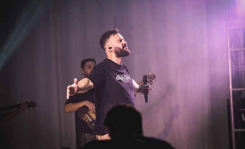 Oração, louvor e fé: Conferência Jovem promete reunir multidão em Içara