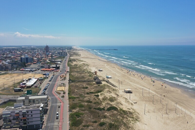 ‘Encontro de Pilotos e Aeronaves de Parapentes’ em Balneário Rincão