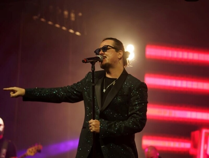 Dino Fonseca faz show em Criciúma