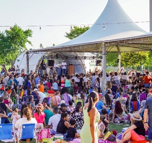 Aniversário de Capivari de Baixo é celebrado no Parque Diamante